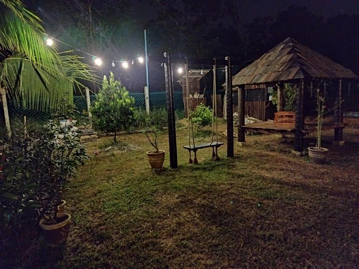 Tehel Farmhouse Malacca ภายนอก รูปภาพ