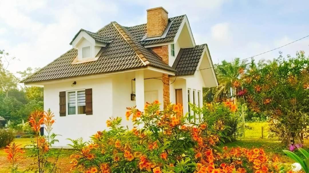 Tehel Farmhouse Malacca ภายนอก รูปภาพ